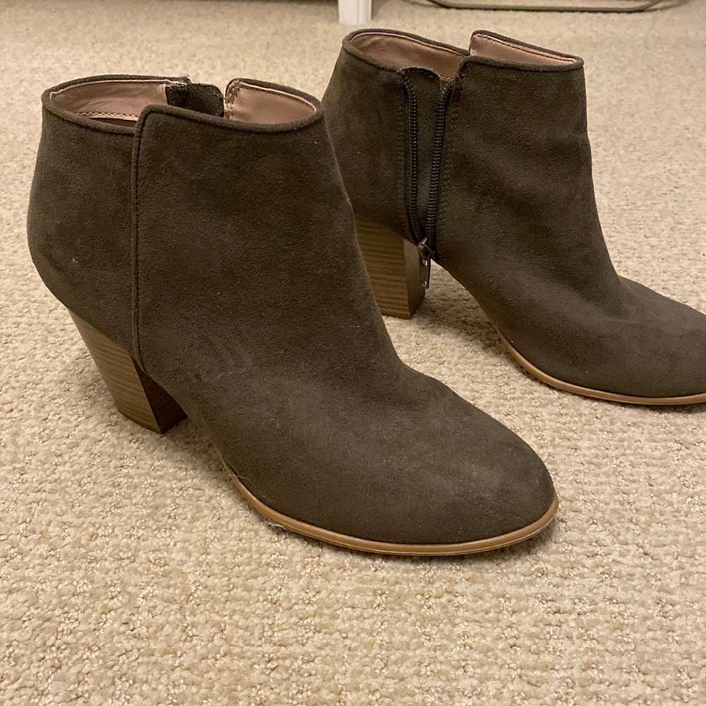 Zip up green Old Navy boots.
